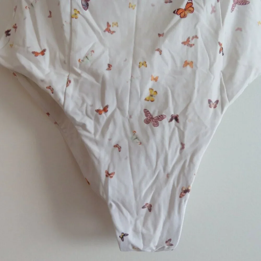 WEWOREWHAT Vintage Danielle One Piece Swimsuit White Butterfly Print - Size M - Picture 9 of 15